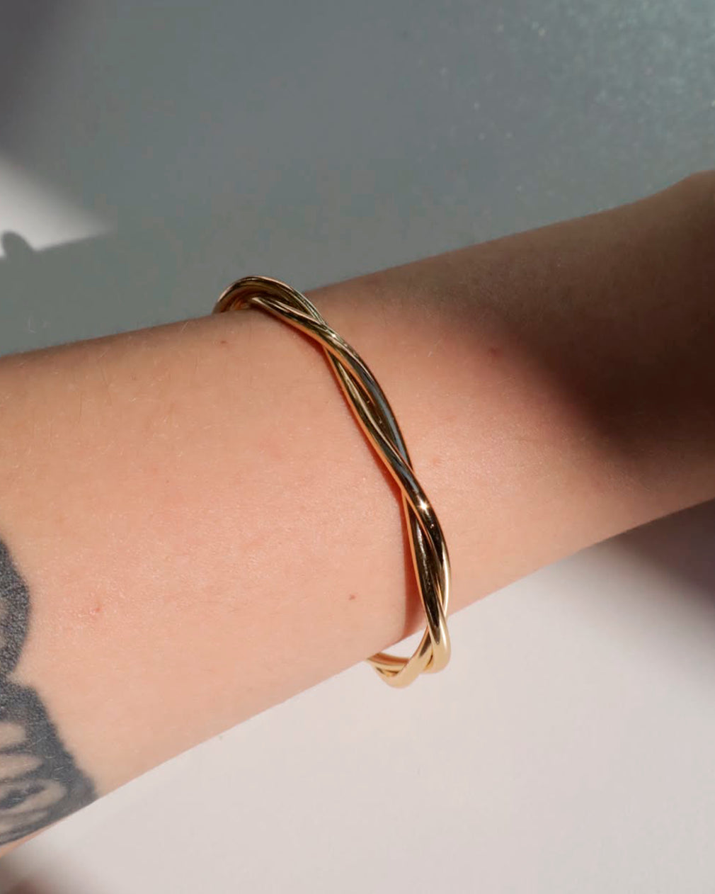 BRACELETE FIO TORCIDO